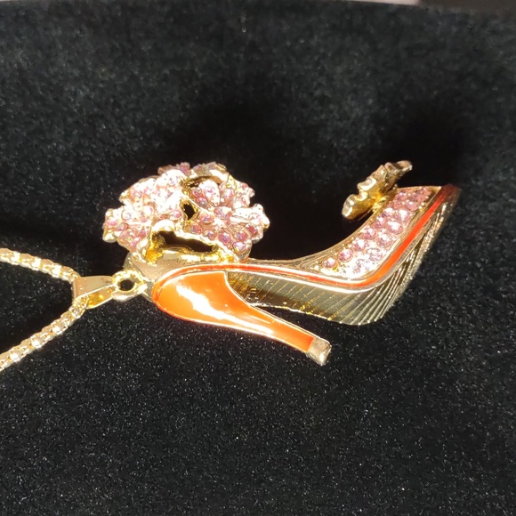 Betsy Johnson Crystal Embellished High Heel Shoe Necklace - Picture 4 of 10